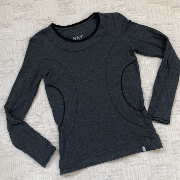 Marc New York long sleeve performance top grey black with thumbholes Size Small - Picture 10 of 16